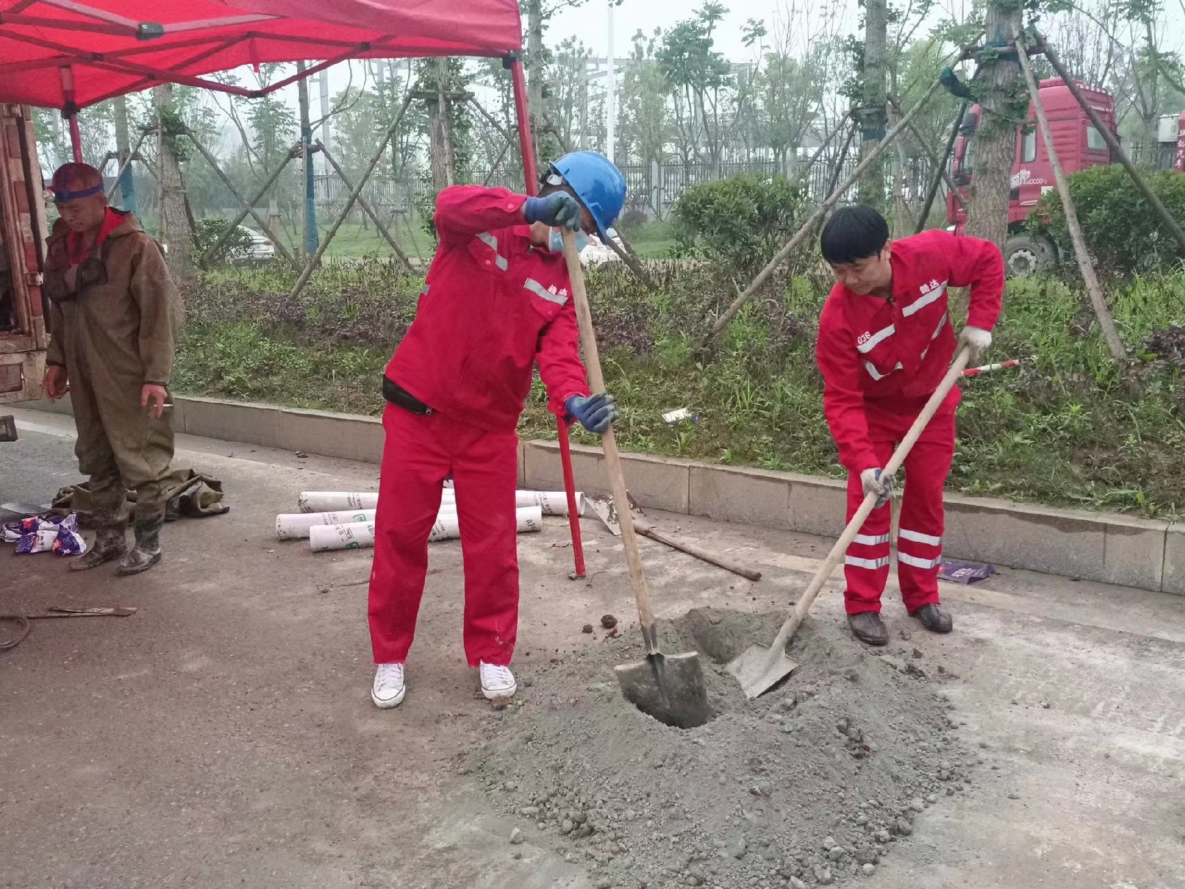 鱼峰管道疏通哪家好】及时进行市政管道清淤